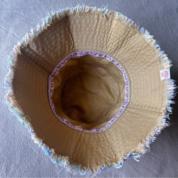 Blue and Green Tropical Bucket Hat with Fringe - Picture 4 of 4